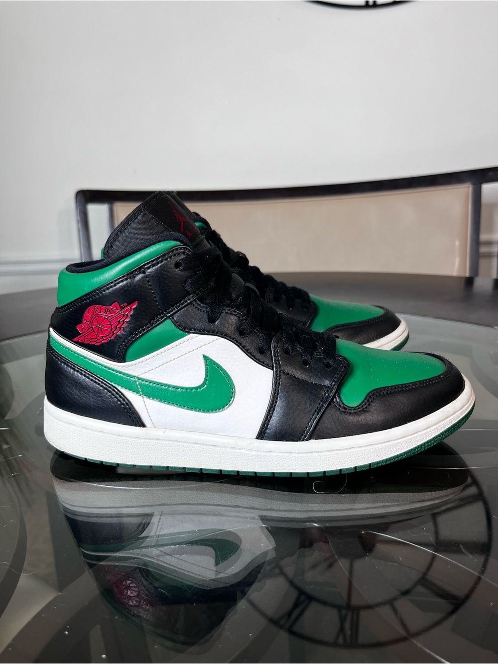 Nike Air Jordan 1 Mid Pine Green Sneakers Men's Size 9.5